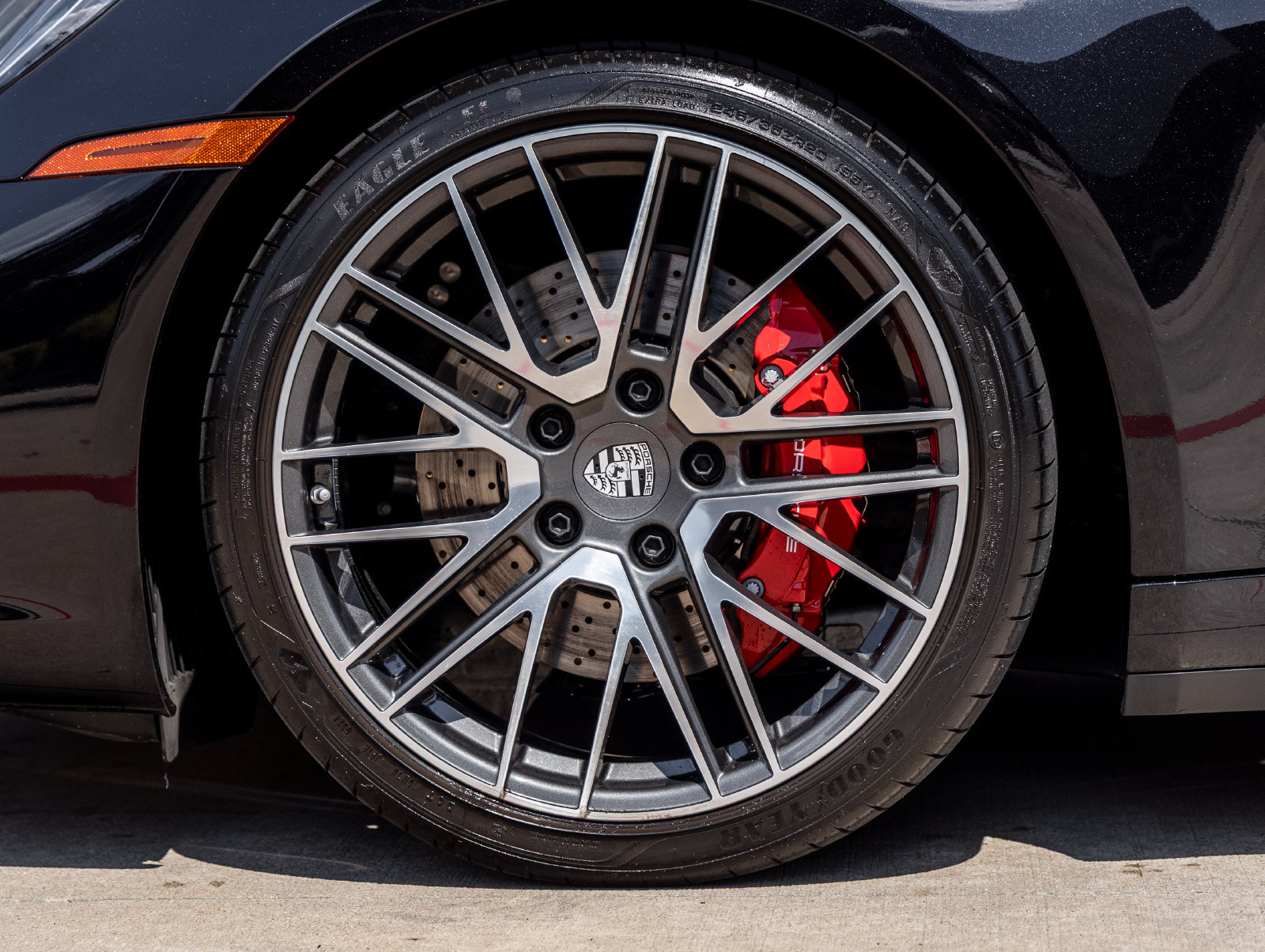 Certified 2024 Porsche 911 Carrera S RWD image 15