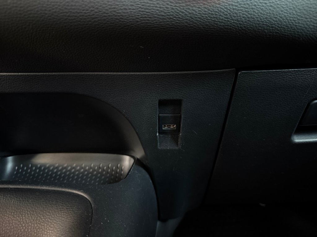 Used 2022 Toyota Corolla LE FWD image 21