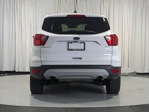 Used 2019 Ford Escape SE AWD/4WD image 9