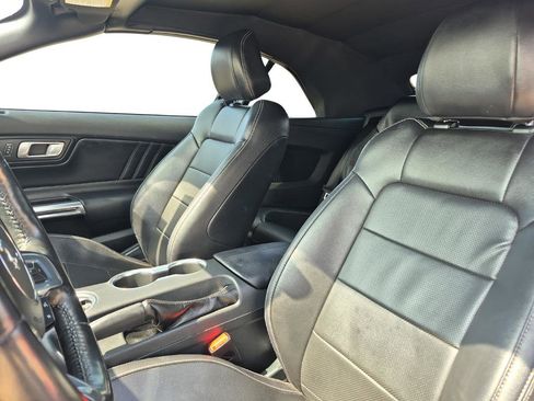 Used 2023 Ford Mustang Premium image 18
