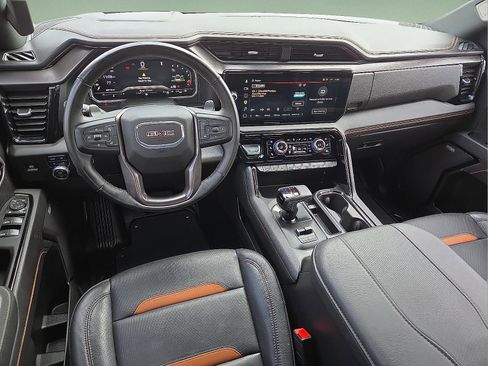 Certified 2025 GMC Sierra 1500 AT4 w/ AT4 Premium Package AWD/4WD image 11