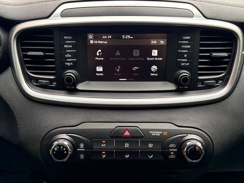 Used 2019 Kia Sorento L FWD image 15