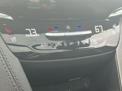 Certified 2022 Cadillac XT6 Sport w/ Technology Package image 27