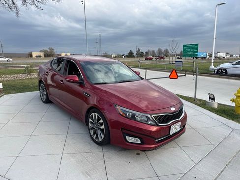 Used 2014 Kia Optima SX w/ SX Premium Technology Package FWD image 2
