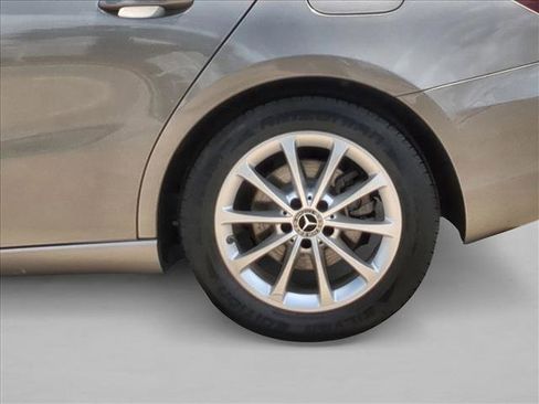 Used 2020 Mercedes-Benz A 220 image 22