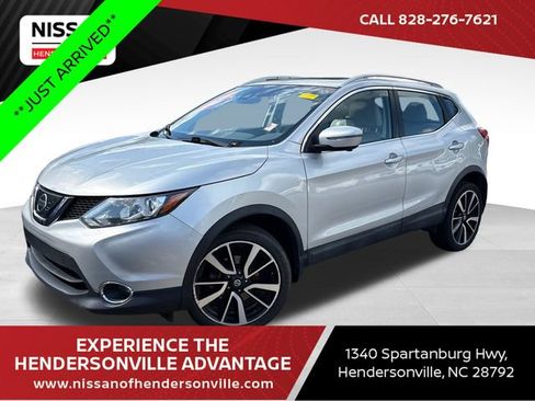 Used 2018 Nissan Rogue Sport SL w/ SL Premium Package FWD image 1