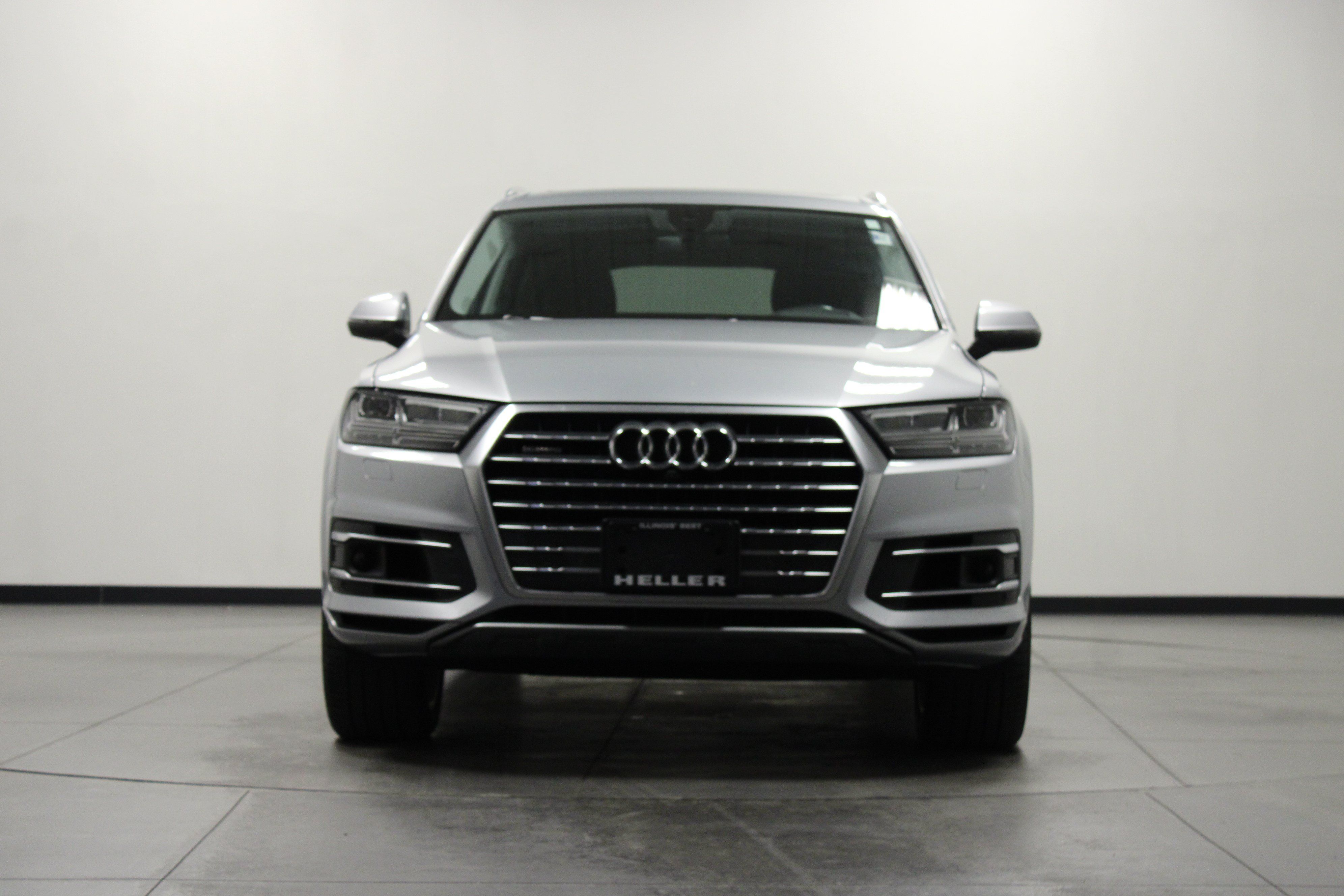 Used 2019 Audi Q7 3.0T Prestige AWD/4WD image 9