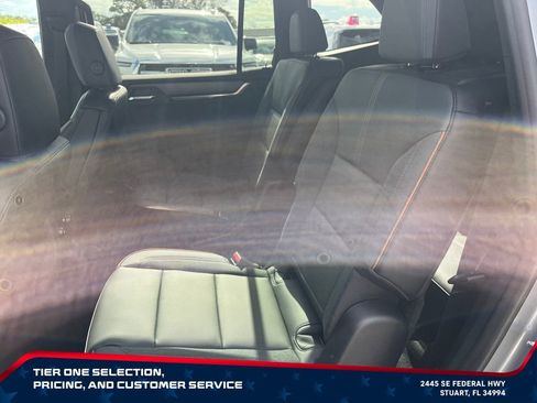 New 2026 GMC Acadia AT4 w/ Luxury Package AWD/4WD image 26