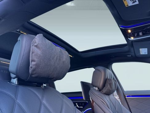 New 2026 Mercedes-Benz Maybach S 680 4MATIC image 13