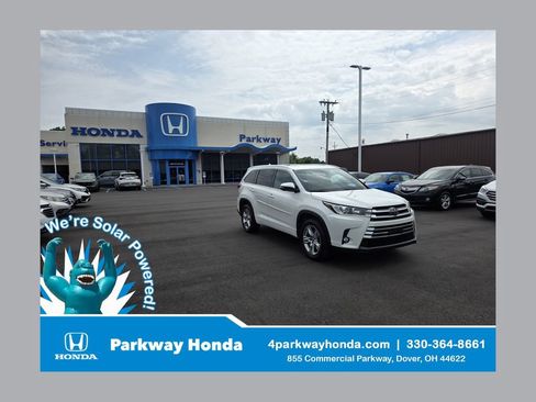 Used 2017 Toyota Highlander Limited w/ Protection Package #3 FWD image 1