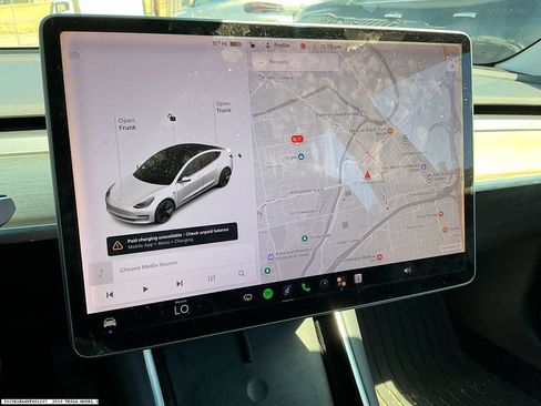 Used 2019 Tesla Model 3 Mid Range RWD image 12