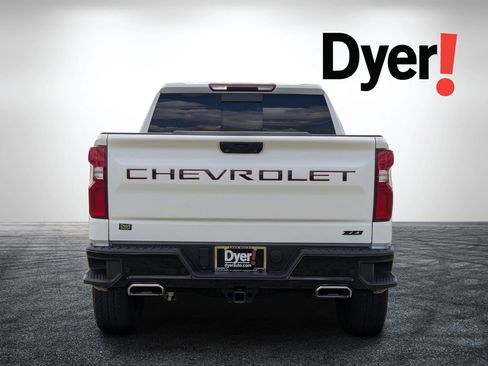 Certified 2022 Chevrolet Silverado 1500 LT Trail Boss w/ LT Trail Boss Premium Package AWD/4WD image 5