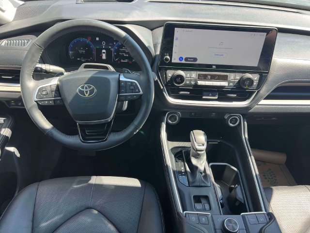 Certified 2026 Toyota Grand Highlander AWD image 17