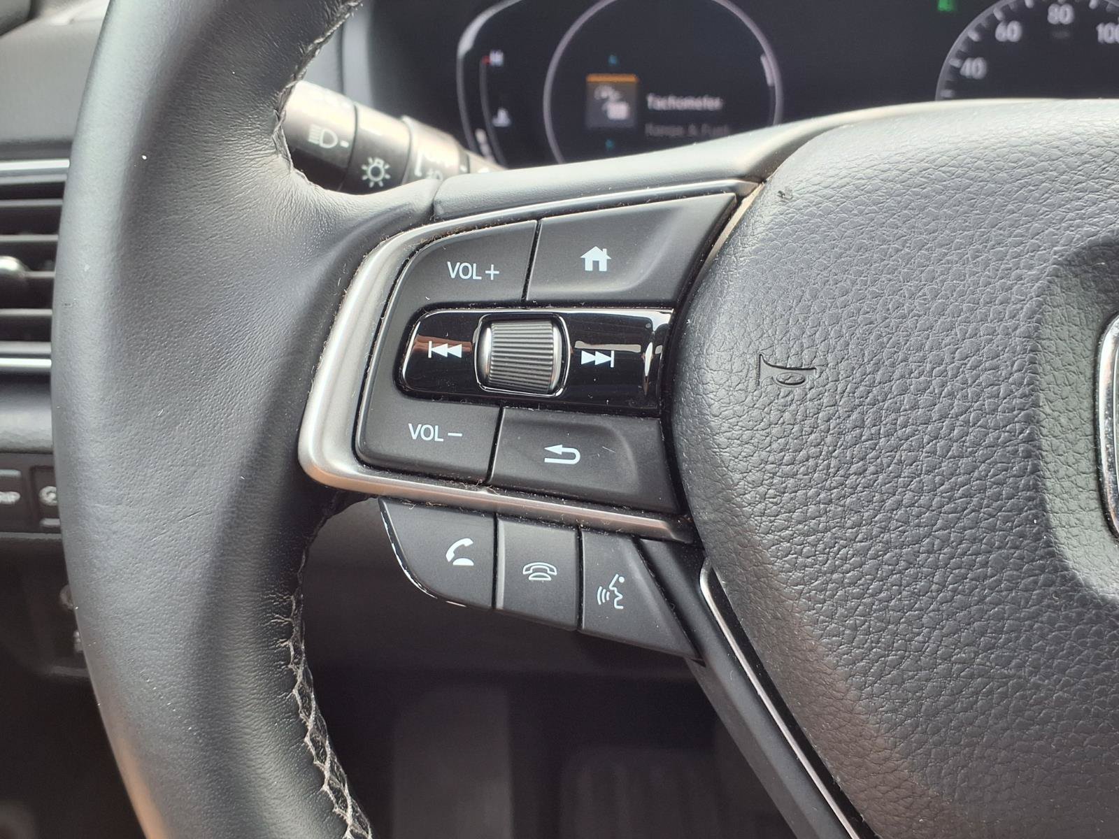 Used 2018 Honda Accord EX-L image 15
