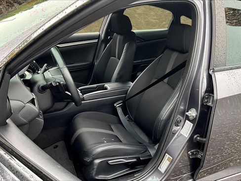 Used 2020 Honda Civic Sport image 23