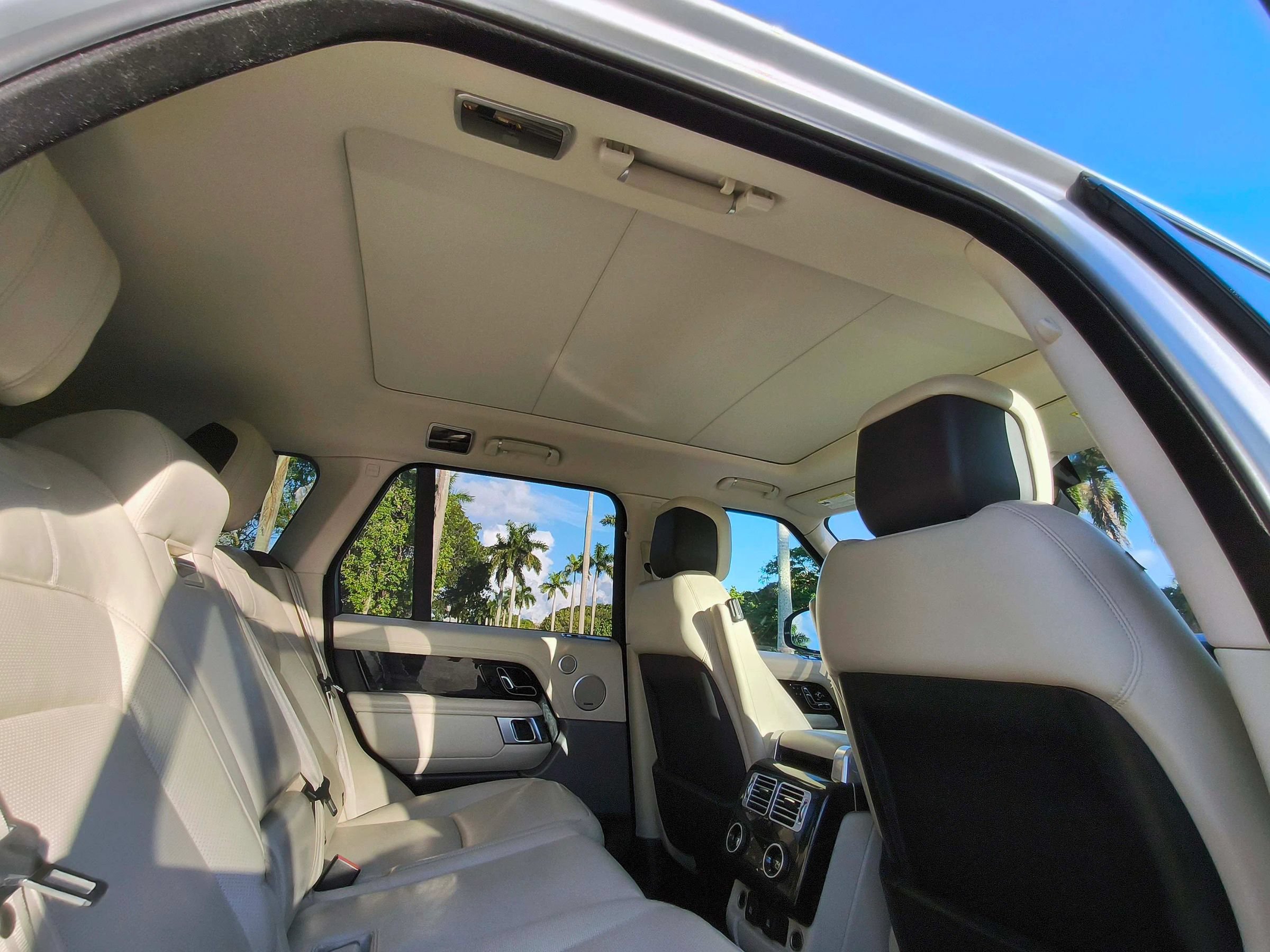 Used 2019 Land Rover Range Rover Supercharged AWD/4WD image 37