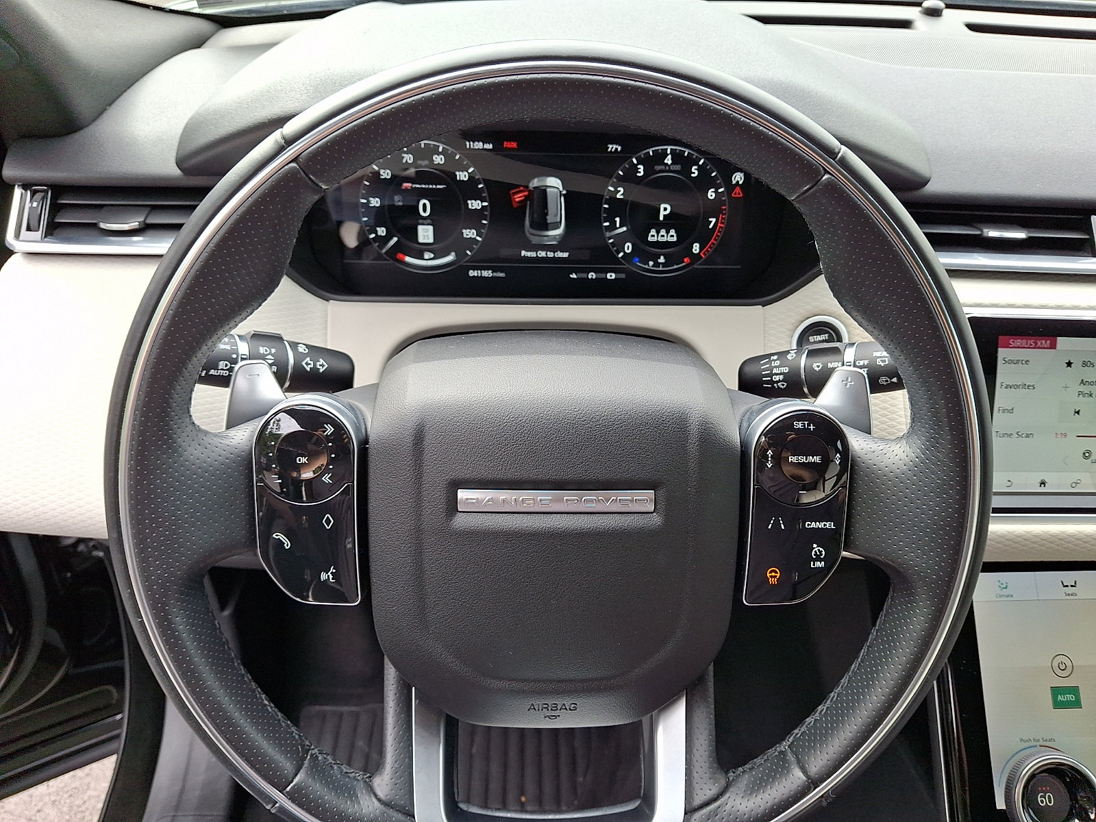 Used 2019 Land Rover Range Rover Velar R-Dynamic SE AWD/4WD image 18
