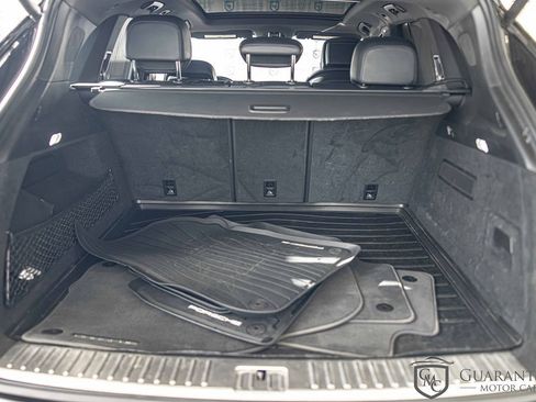 Used 2019 Porsche Cayenne S image 17