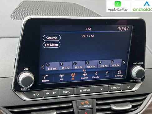 Used 2024 Nissan Altima 2.5 SV FWD image 21