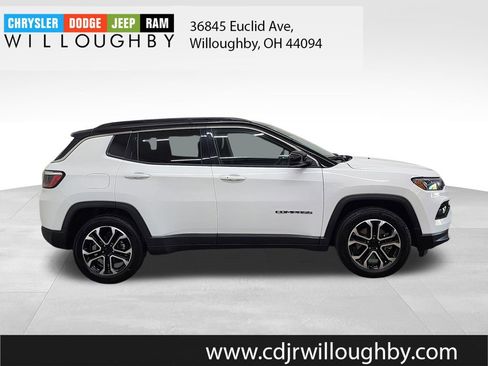 Used 2023 Jeep Compass Limited AWD/4WD image 4
