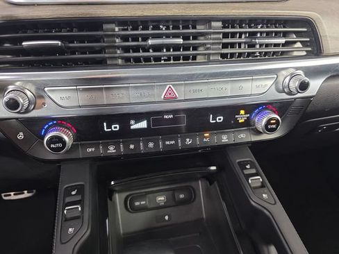 Used 2022 Kia Telluride SX w/ SX Prestige Package AWD/4WD image 25