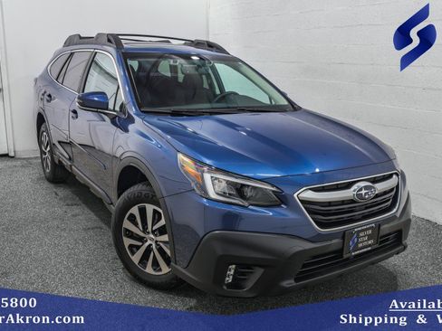 Used 2020 Subaru Outback Premium image 1