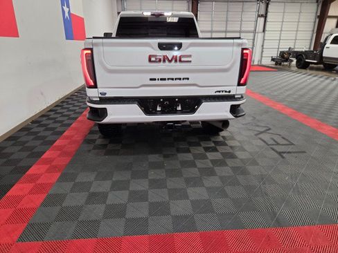 Used 2024 GMC Sierra 2500 AT4 w/ AT4 Premium Plus Package AWD/4WD image 27
