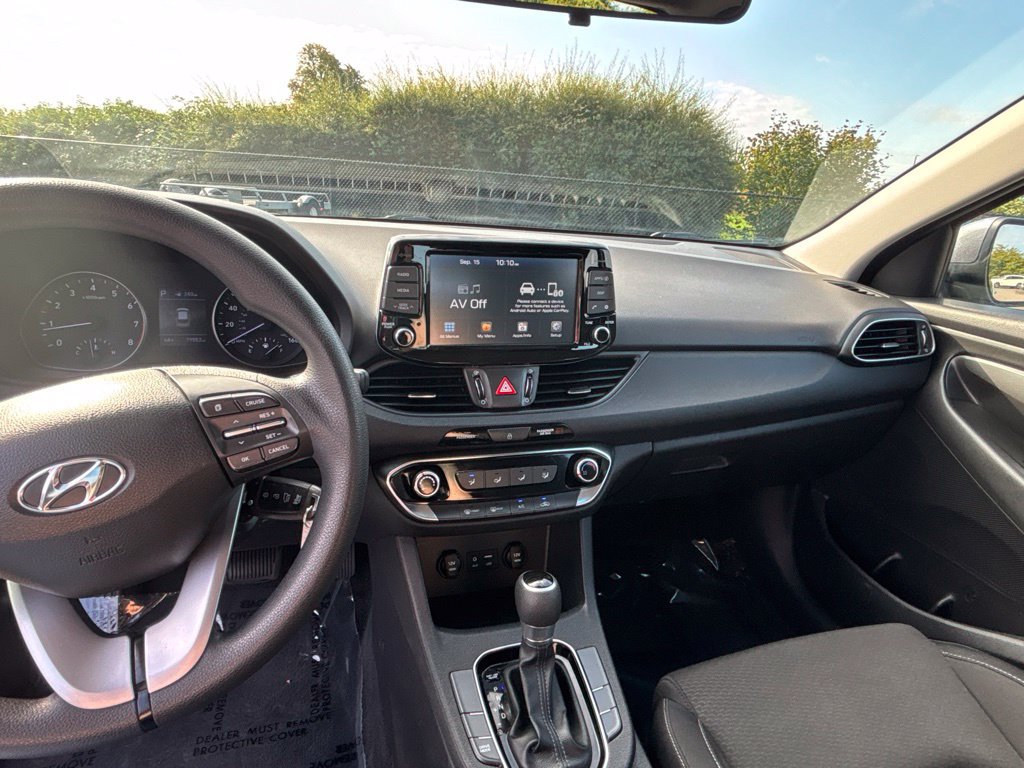 Used 2019 Hyundai Elantra GT FWD image 26