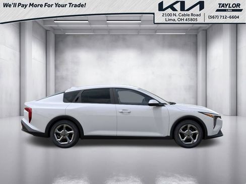 New 2026 Kia K4 LXS image 7