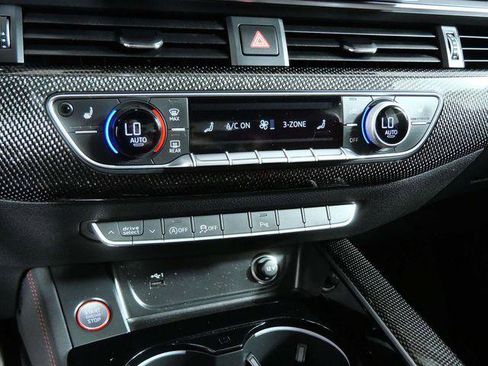 Used 2023 Audi S4 Premium Plus w/ Premium Plus Package AWD/4WD image 21
