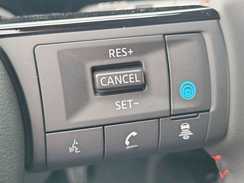 New 2026 Nissan Kicks SR FWD image 31