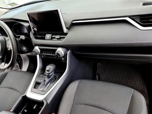 Used 2024 Toyota RAV4 LE image 16