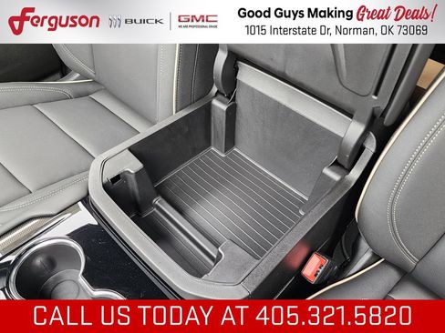 New 2026 GMC Yukon Elevation w/ Elevation Premium Package AWD/4WD image 36