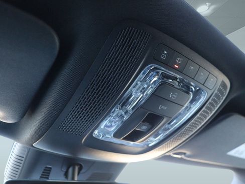 Used 2025 Mercedes-Benz GLA 250 image 46