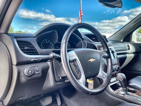 Used 2013 Chevrolet Traverse LTZ image 10
