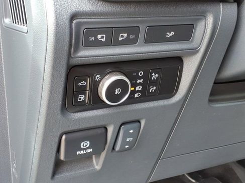 Used 2024 Ford F150 Lariat w/ Equipment Group 502A High AWD/4WD image 25