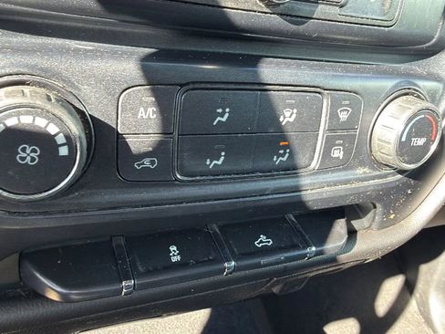 Used 2019 GMC Sierra 1500 Limited image 25