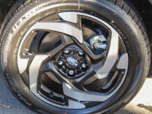 New 2026 Subaru Crosstrek 2.5i Limited image 10