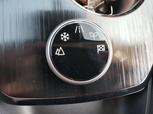 New 2026 Nissan Rogue SV image 21