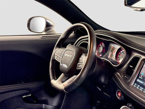 Used 2021 Dodge Challenger SRT Hellcat Redeye image 28