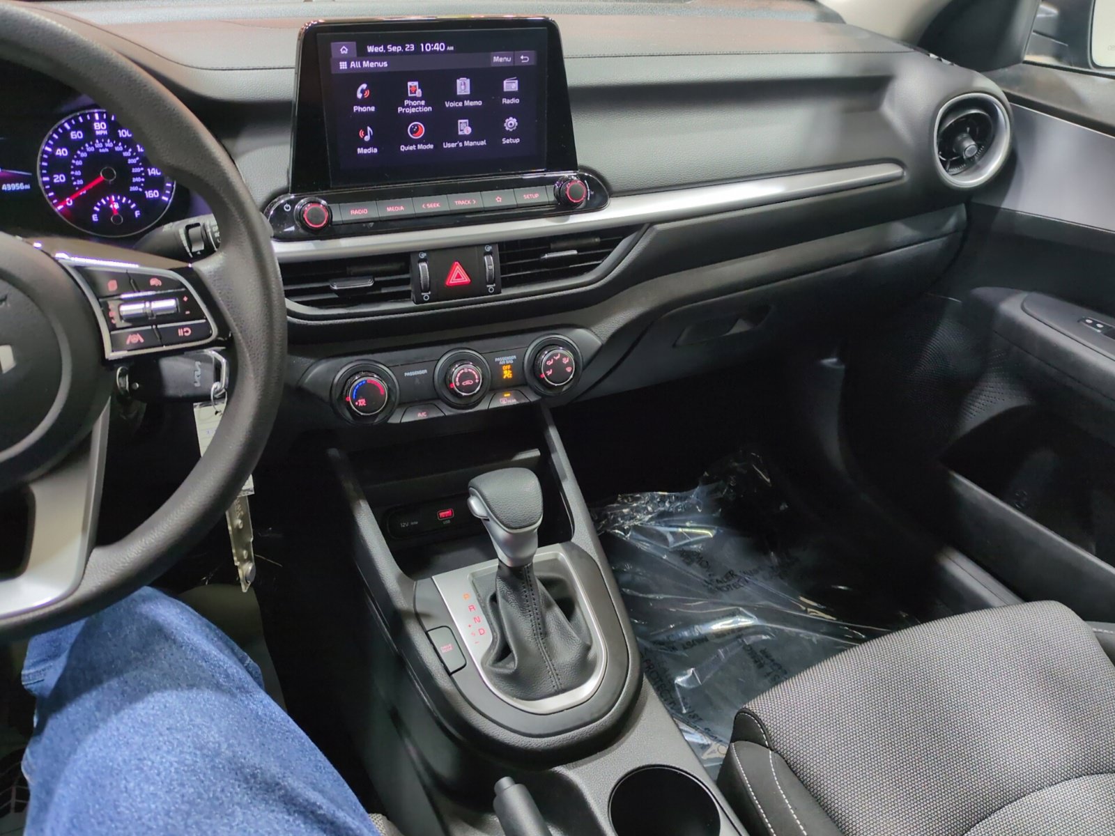 Used 2023 Kia Forte LXS w/ LXS Technology Package FWD image 23