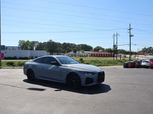 Used 2022 BMW 440i xDrive Coupe w/ Premium Package AWD/4WD image 11