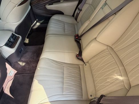 Used 2019 Lexus LS 500 w/ Interior Upgrade Package RWD image 31