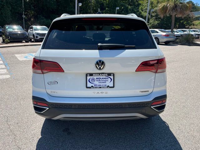 Used 2024 Volkswagen Taos SEL AWD/4WD image 37