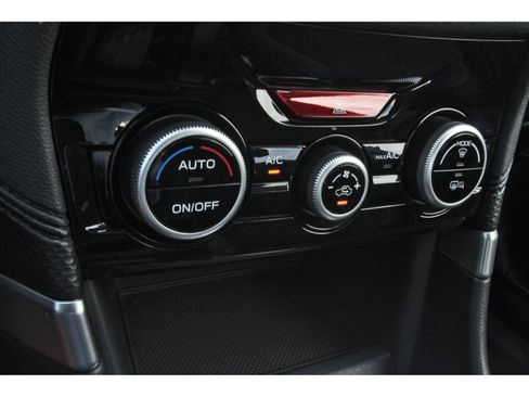 Used 2020 Subaru Forester Premium AWD/4WD image 28