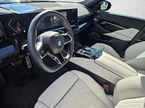 Used 2026 BMW 530i image 10