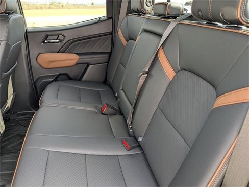 Used 2026 GMC Canyon AT4 w/ AT4 Premium Package image 12