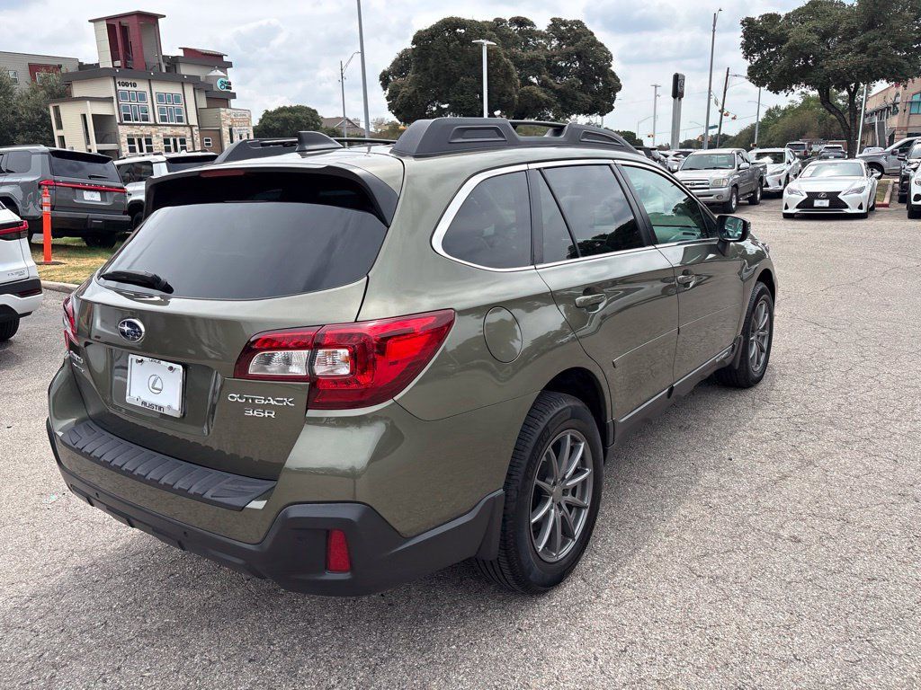 Used 2019 Subaru Outback 3.6R Limited w/ Popular Package #2 AWD/4WD image 5