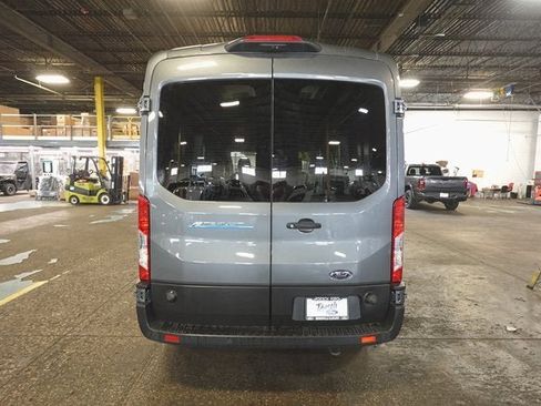 Used 2024 Ford E-Transit 148 Medium Roof image 4