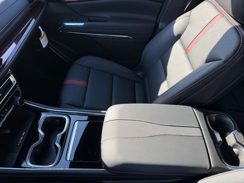 New 2026 Chevrolet Traverse RS image 14